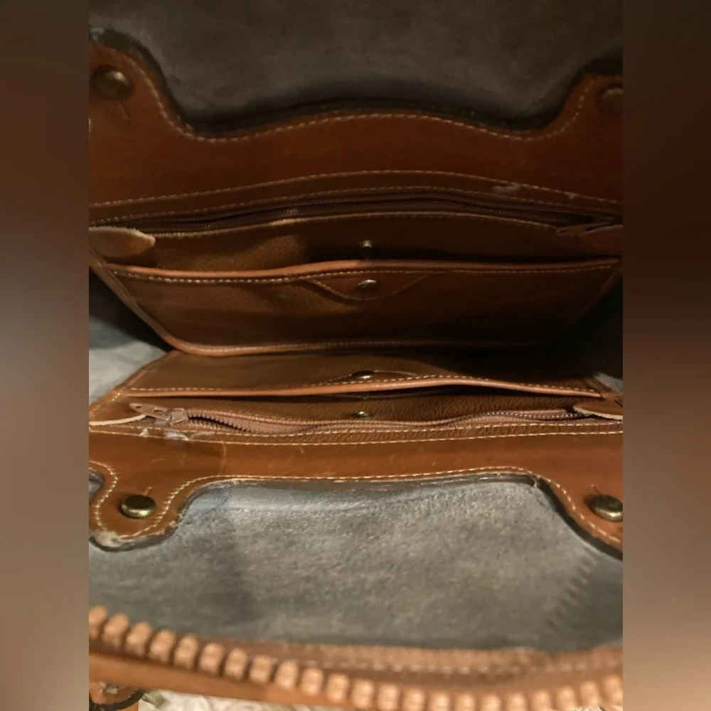 Dooney & Bourke Womens Satchel  BAG Brown Tote Leather Pockets Zip Tag‎ Vintage